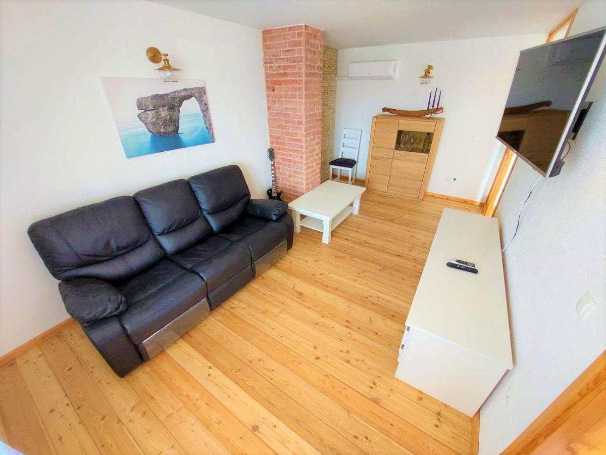 Holiday Home Matura Szybenik Zewnętrze zdjęcie